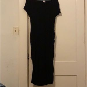 Maternity fitted dress.